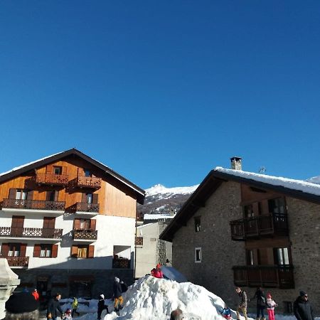 Deacons Lodge Bardonecchia Exterior foto